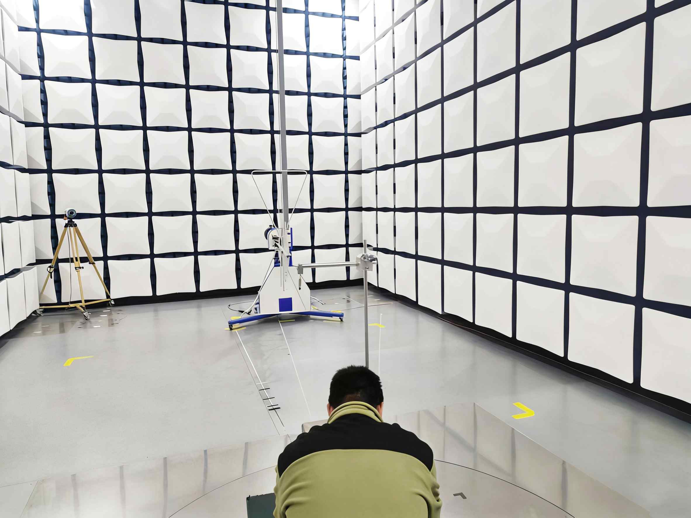 微波辐射防护服屏蔽性能测试仪